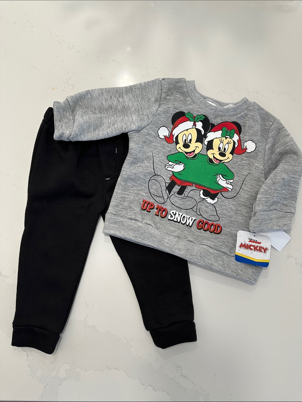 NWT Disney Mickey & Minnie Fleece Kids Sweatshirt and Joggers 2 pc Set